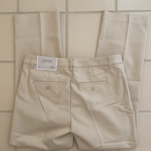 Christopher & Banks 6P cream perfect pants - Picture 2 of 6
